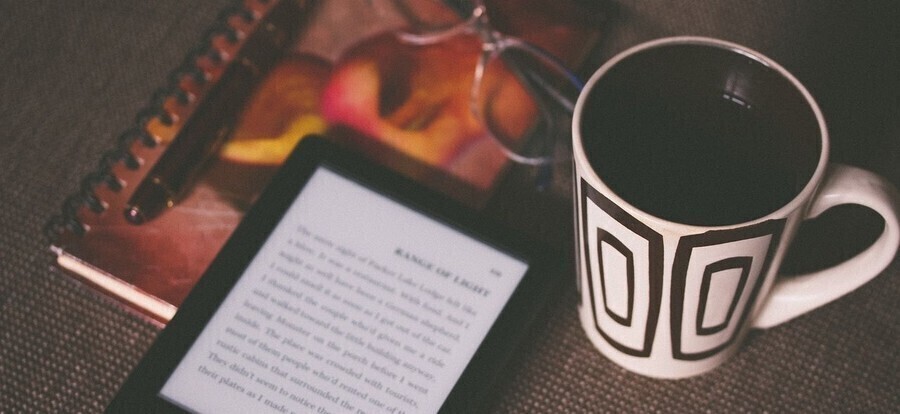 5 książkowych pozycji na chłodne jesienne wieczory. Sprawdź po co warto sięgnąć