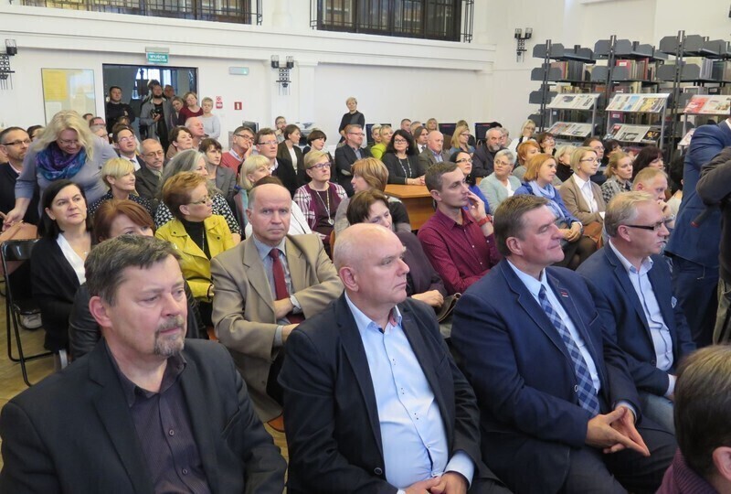 Zdjęcie 2: Biblioteka naszych marzeń?