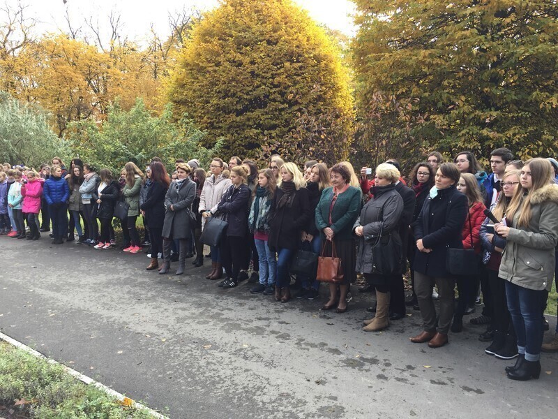 Zdjęcie 3: Uczcili setną rocznicę śmierci Sienkiewicza