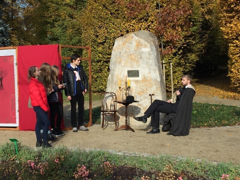 Zdjęcie 7: Uczcili setną rocznicę śmierci Sienkiewicza