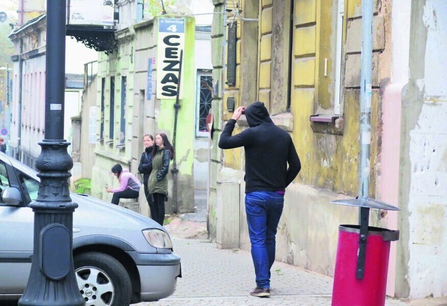 Dopalacze spłynęły w WC