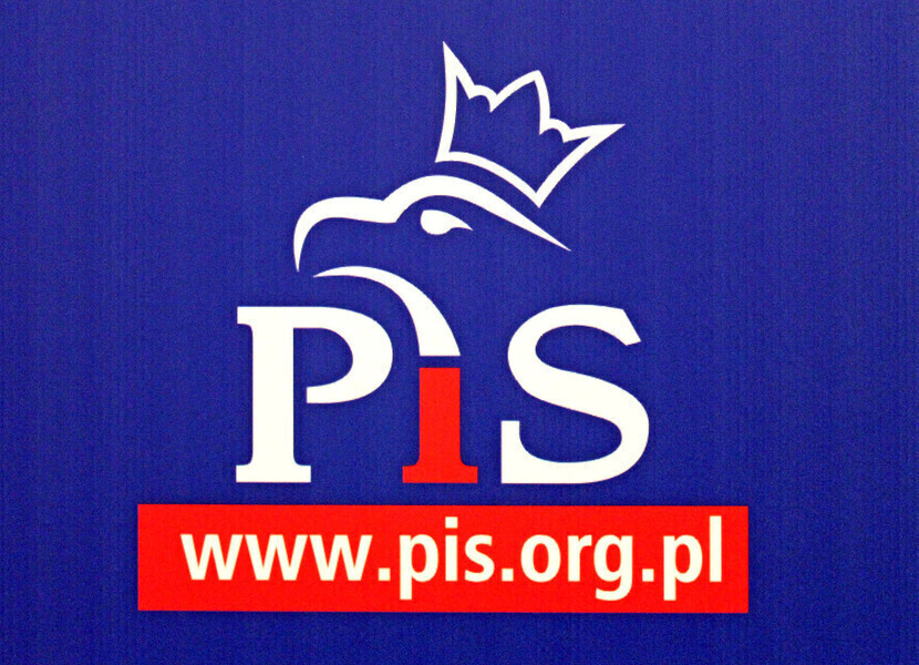 Sulejów z kołem PiS