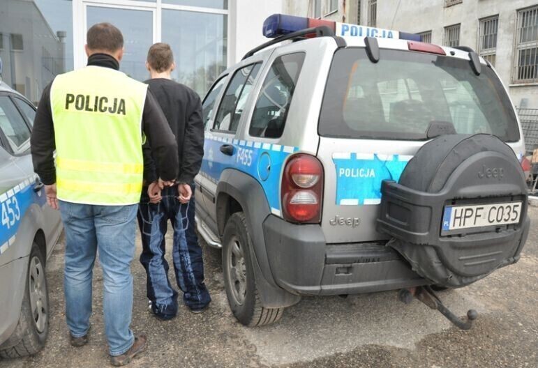 Zdjęcie 7: Sprawca napadów na sklepy złapany 