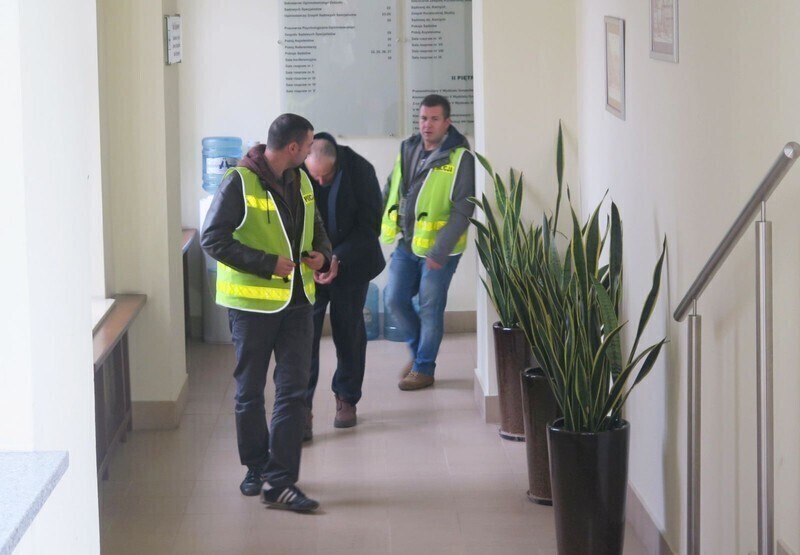 Zdjęcie 3: Nie ma aresztu dla dróżnika 