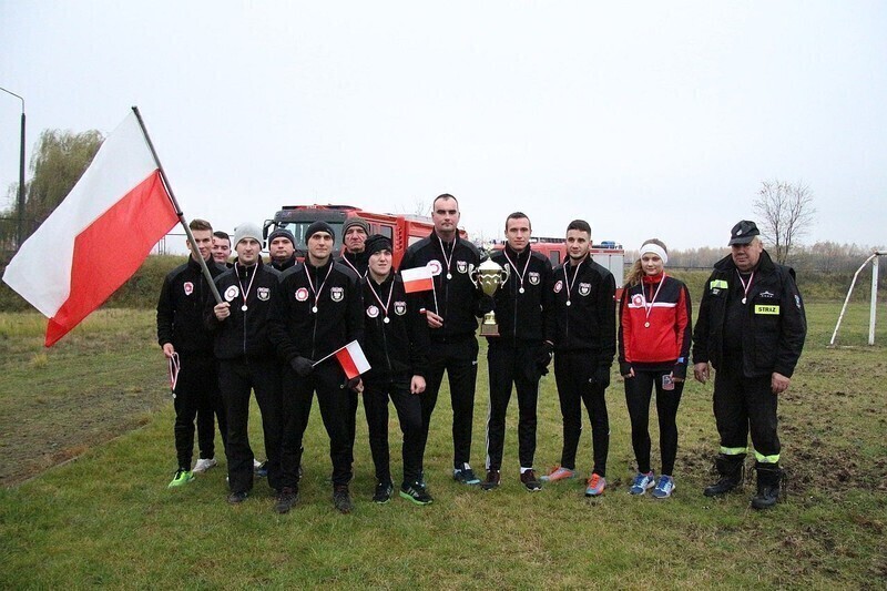 Zdjęcie 8: Bieg Niepodległości w Woli Krzysztoporskiej 