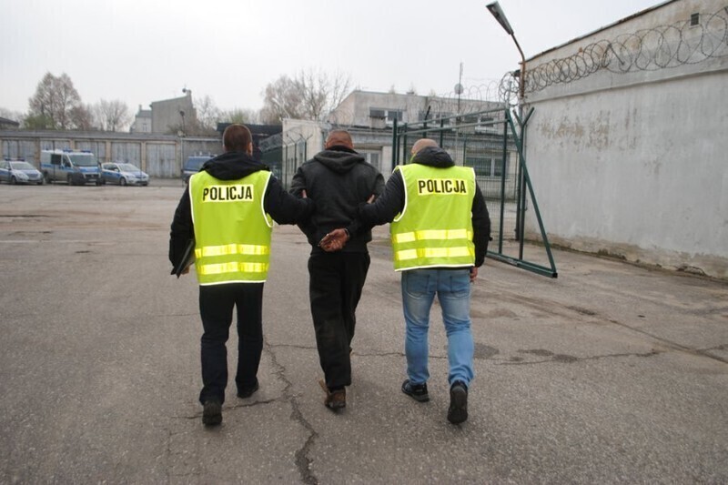 Zdjęcie 3: Włamanie do hurtowni przy ul. Wojska Polskiego 