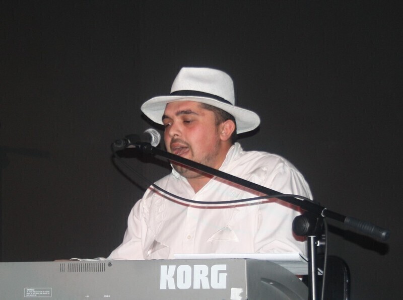 Zdjęcie 9: Dla seniorów wystąpił Jamaro Drom 