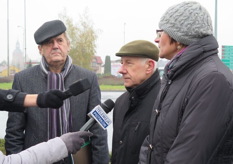 Zdjęcie 10: Do końca maja rondo Sulejowskie ma być przebudowane 