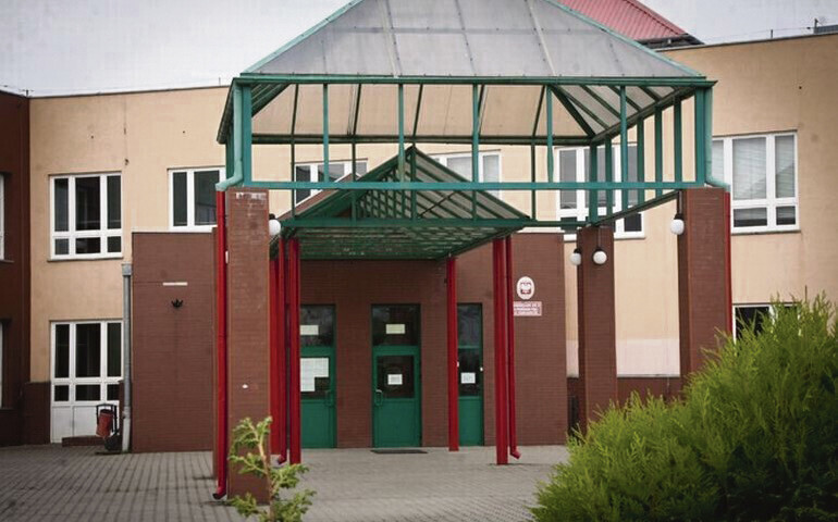 Co z budynkami po gimnazjach