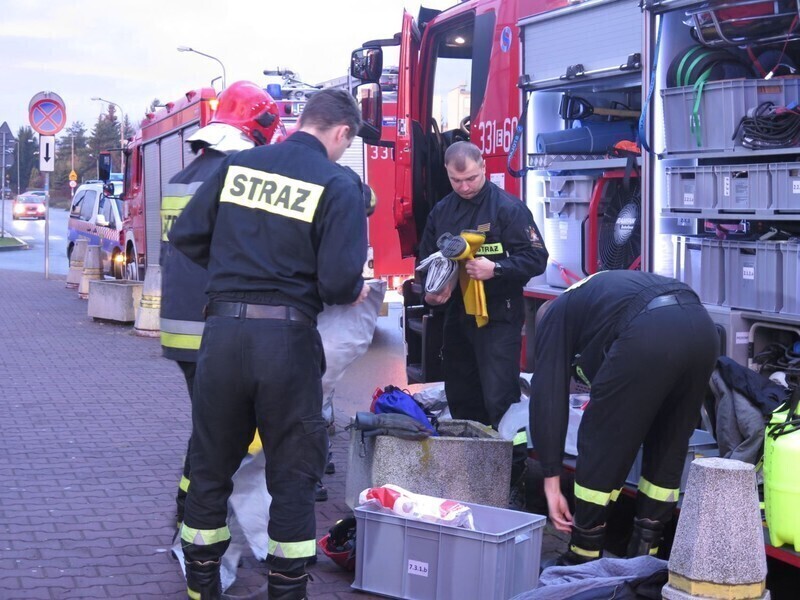 Zdjęcie 14: Skażenie chemiczne na basenie przy Belzackiej
