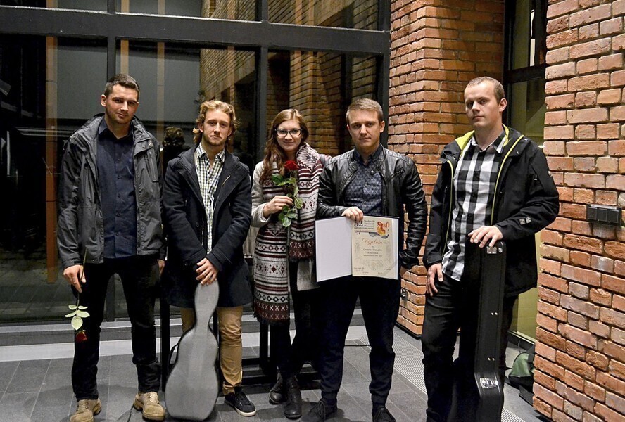 Oreada i Paduchy na Folkowych Mikołajkach