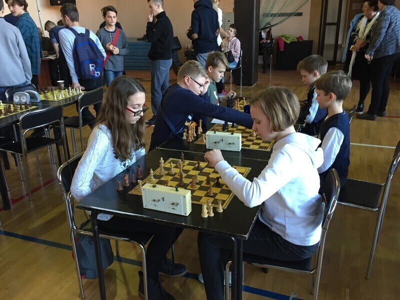 Zdjęcie 5: Turniej szachowy dla uczniów piotrkowskich szkół