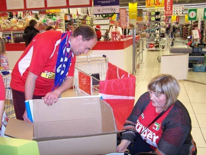 Zdjęcie 5: Sportowcy przygotowali Szlachetną Paczkę [GALERIA]