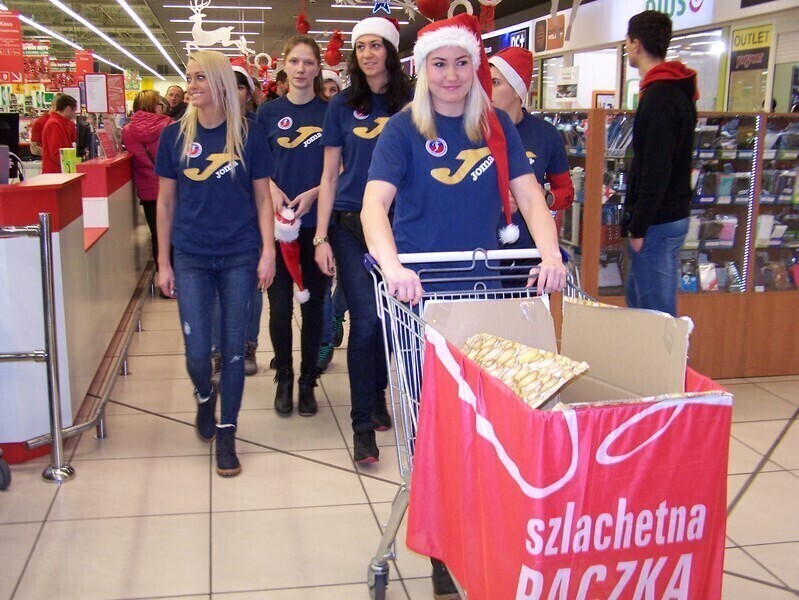 Zdjęcie 17: Sportowcy przygotowali Szlachetną Paczkę [GALERIA]