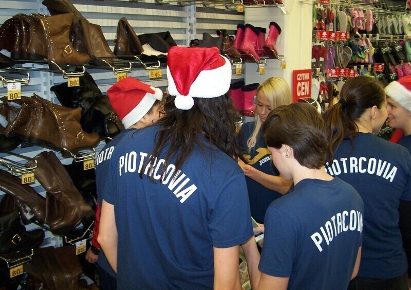 Zdjęcie 20: Sportowcy przygotowali Szlachetną Paczkę [GALERIA]