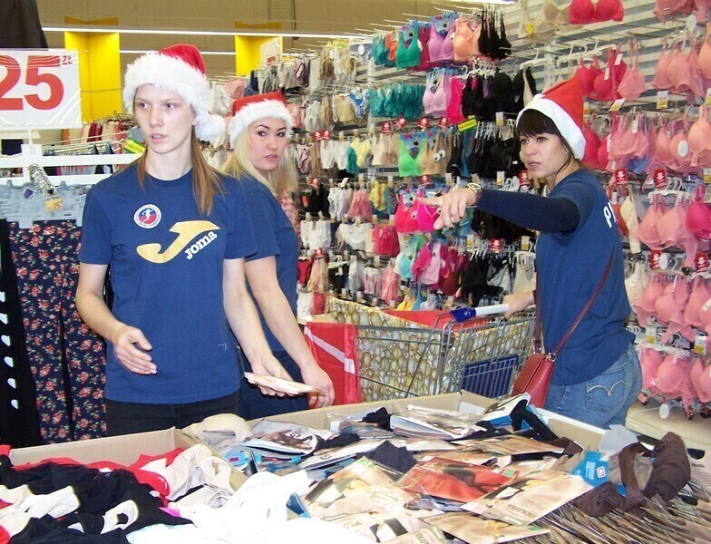 Zdjęcie 21: Sportowcy przygotowali Szlachetną Paczkę [GALERIA]