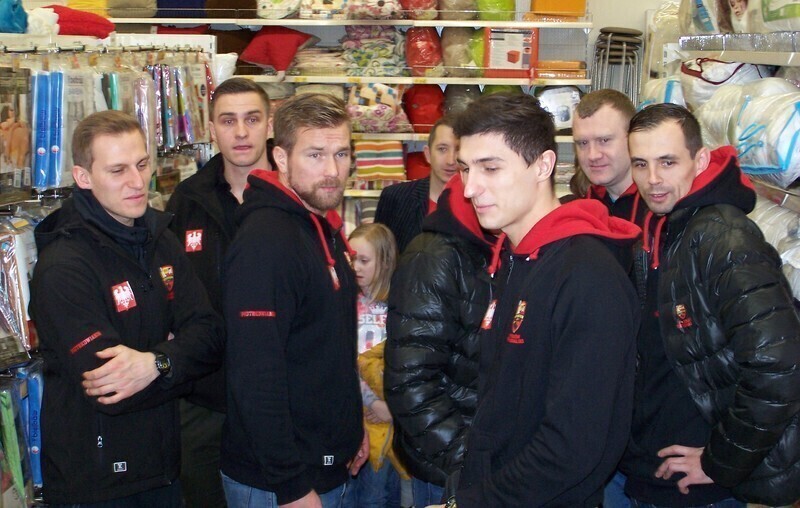 Zdjęcie 23: Sportowcy przygotowali Szlachetną Paczkę [GALERIA]