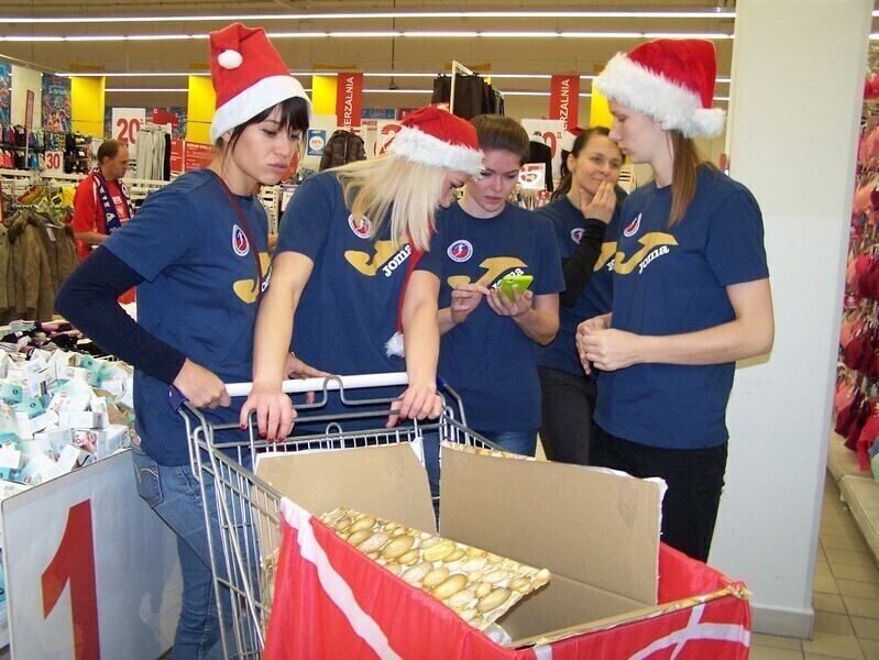 Zdjęcie 34: Sportowcy przygotowali Szlachetną Paczkę [GALERIA]