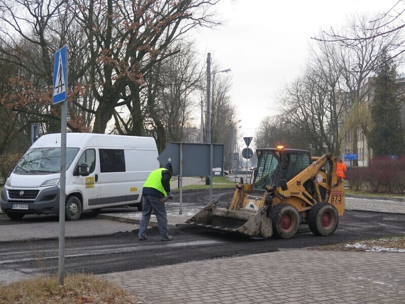 Zdjęcie 7: Fragment al. 3 Maja zamknięty dla ruchu 