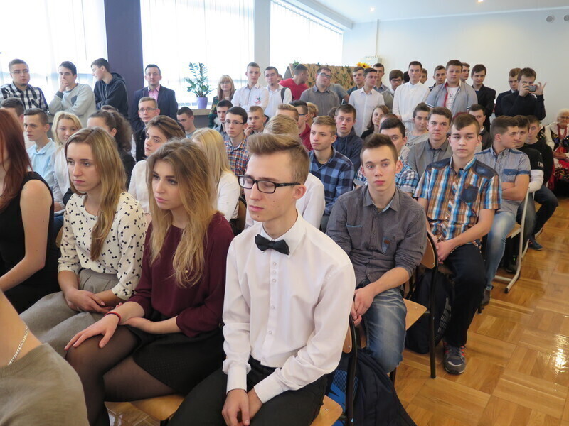 Zdjęcie 4: Ojciec Ambroży odebrał tytuł Honorowego Obywatela Piotrkowa