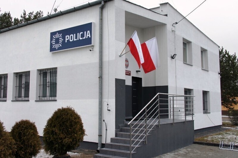 Zdjęcie 2: Posterunki wracają do małych miejscowości