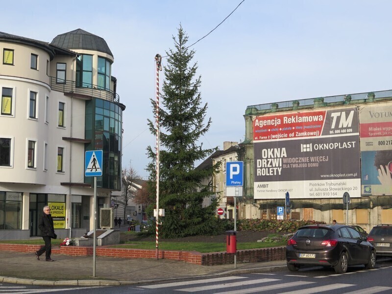 Zdjęcie 2: Piotrków coraz bardziej świąteczny 