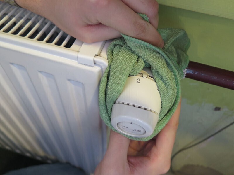 Zdjęcie 1: Szmatą kazali obwiązać kaloryfer