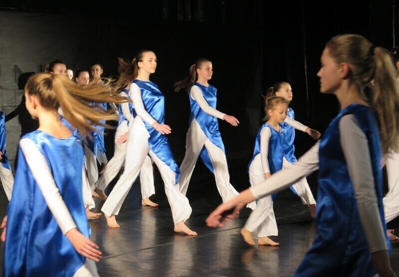 Zdjęcie 4: Ognisty taniec w sali sportowej SP12