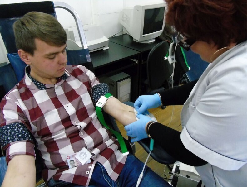 Zdjęcie 1: Bujny zawsze gotowe do pomocy. Zbierali krew dla dziecka i strażaka 