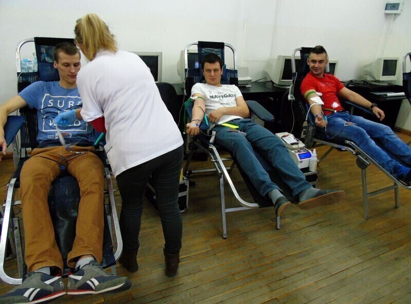 Zdjęcie 10: Bujny zawsze gotowe do pomocy. Zbierali krew dla dziecka i strażaka 