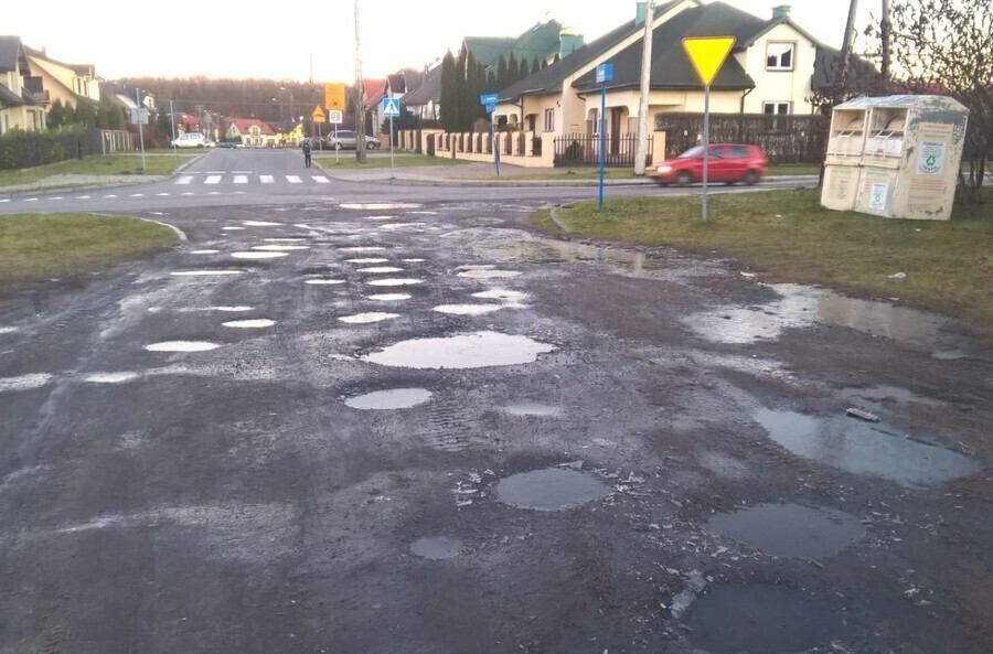 Na Rusałki nadal dziura na dziurze