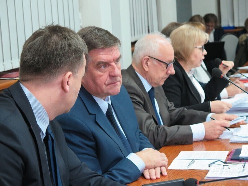 Zdjęcie 10: Piotrków ma budżet na 2017 rok