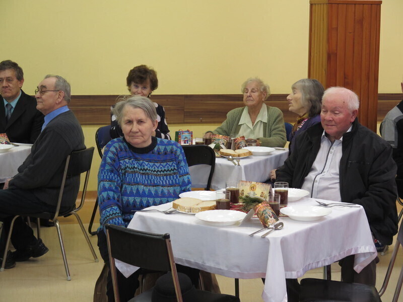 Zdjęcie 3: Wigilijna wieczerza w Dziennym Domu Pomocy Społecznej