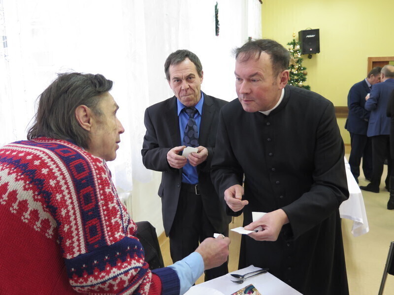 Zdjęcie 11: Wigilijna wieczerza w Dziennym Domu Pomocy Społecznej