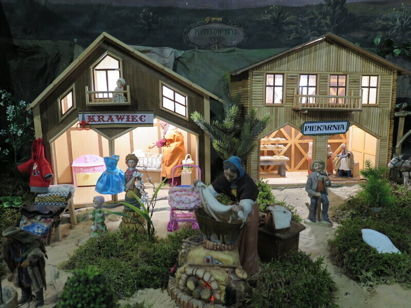 Zdjęcie 12: Zobacz szopki u Bernardynów [GALERIA]