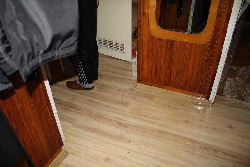 Zdjęcie 5: Zalane mieszkania na Wyzwolenia