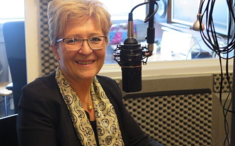 Zeżarłam bo zabrakło kanapek z puczu Kuchcińskiego