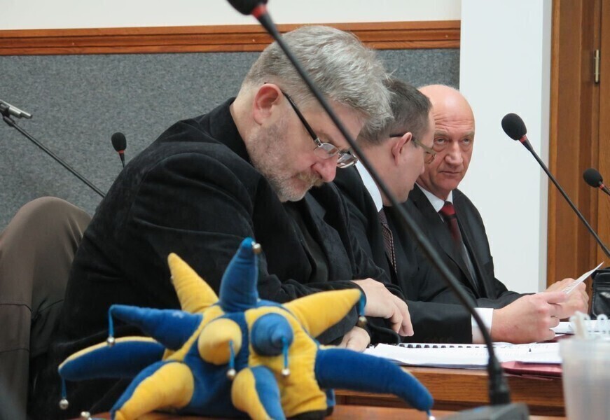 Będzie sesja nadzwyczajna w sprawie mediateki