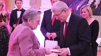 Krystyna Wieczorek nagrodzona w Warszawie