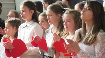 „Szesnastce” stuknęło pół wieku. Szkoła świętuje 