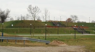 Dewastują gorzkowicki Kopiec