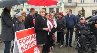 „O życiu osobistym Polek nie mogą decydować panowie w czarnych sukmanach”