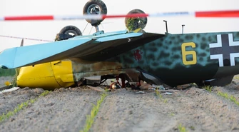 Awaryjne lądowanie awionetki pod Piotrkowem