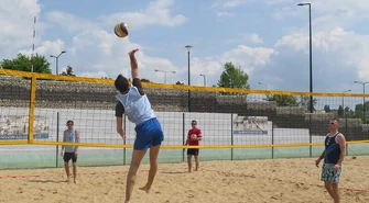 W Piotrkowie otwarto Centrum Siatkówki Plażowej