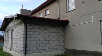 Wola Krzysztoporska: Modernizują Dom Ludowy w Woźnikach