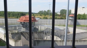 Ilu skazanych pracuje i zarabia? 