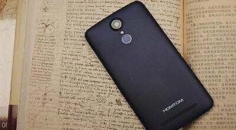 HomTom HT10 – smartfon ze skanerem tęczówki oka