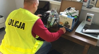 Okradali przesyłki kurierskie 
