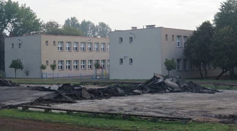 Modernizują boisko przy "szesnastce"