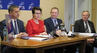 Posłowie z regionu podsumowali rok rządów PiS